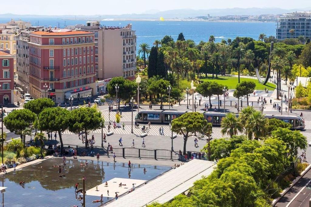 Studio A Louer Au Coeur Du Carre Dor A Nice, Rue Dalpozzo A 150 Metres Des Plages Eksteriør bilde